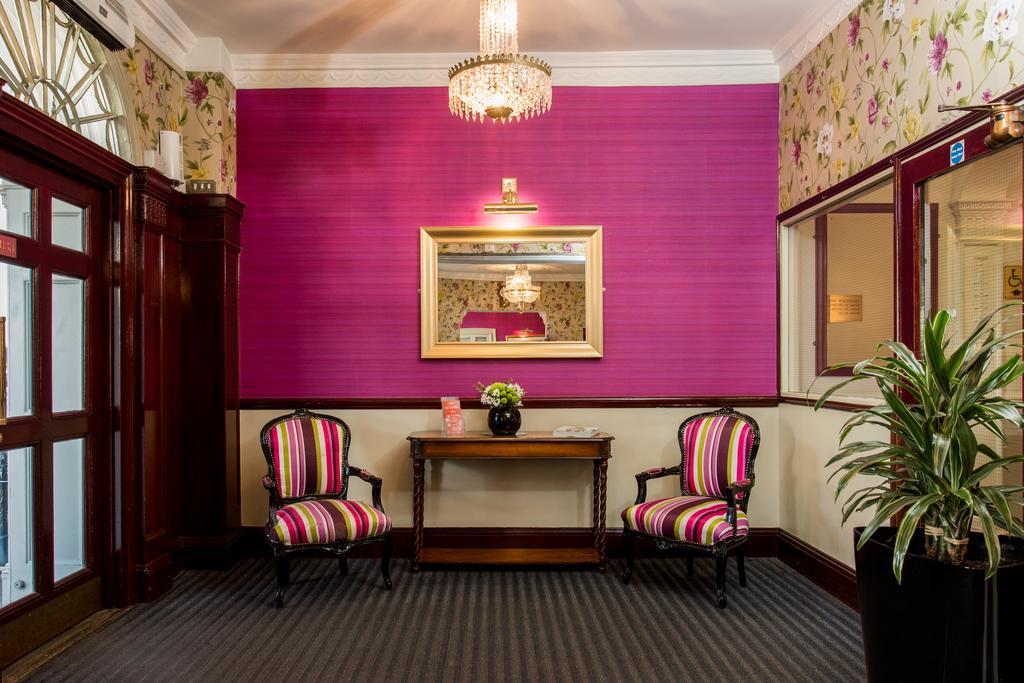 The Clarendon Hotel Blackheath Bagian luar foto