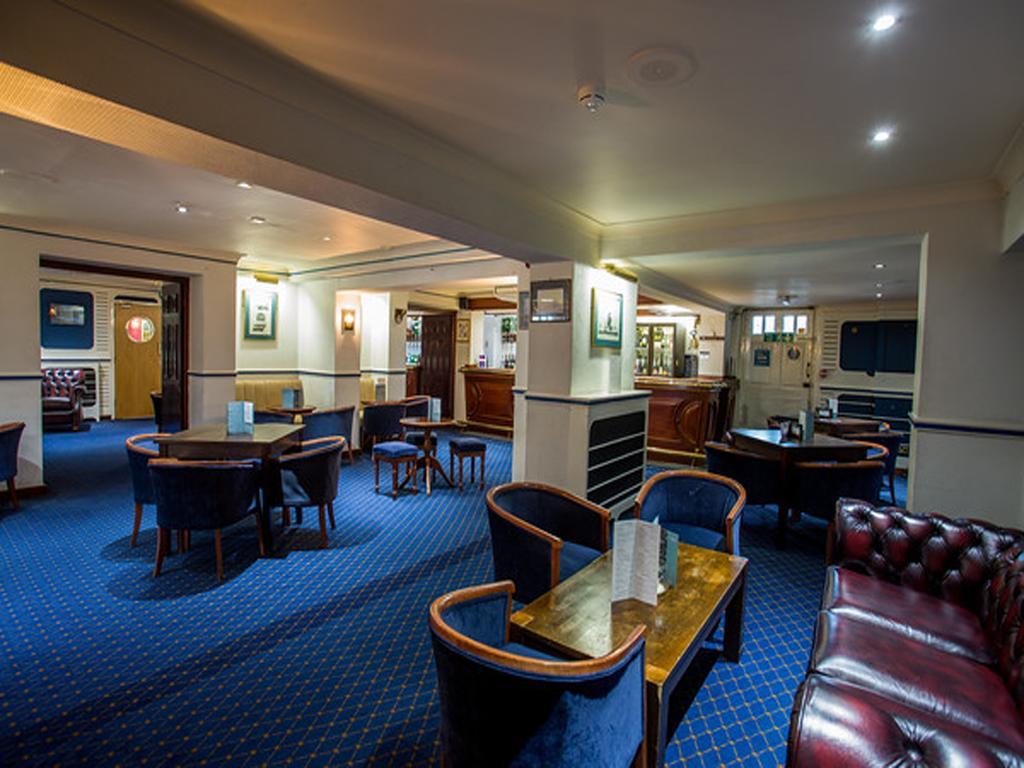 The Clarendon Hotel Blackheath Bagian luar foto