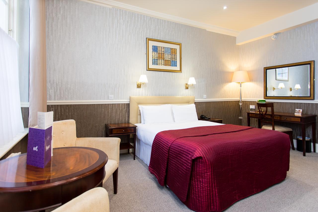 The Clarendon Hotel Blackheath Bagian luar foto