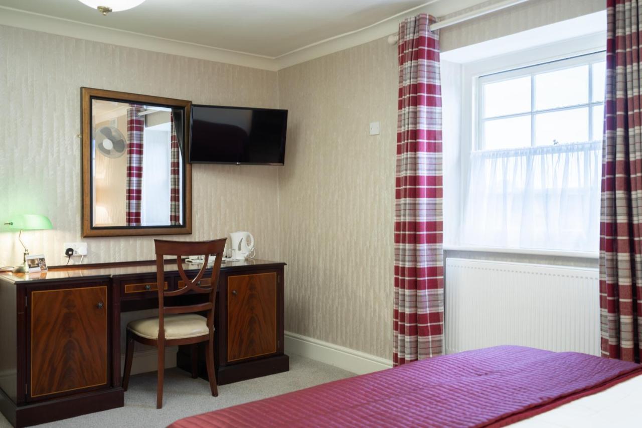 The Clarendon Hotel Blackheath Bagian luar foto