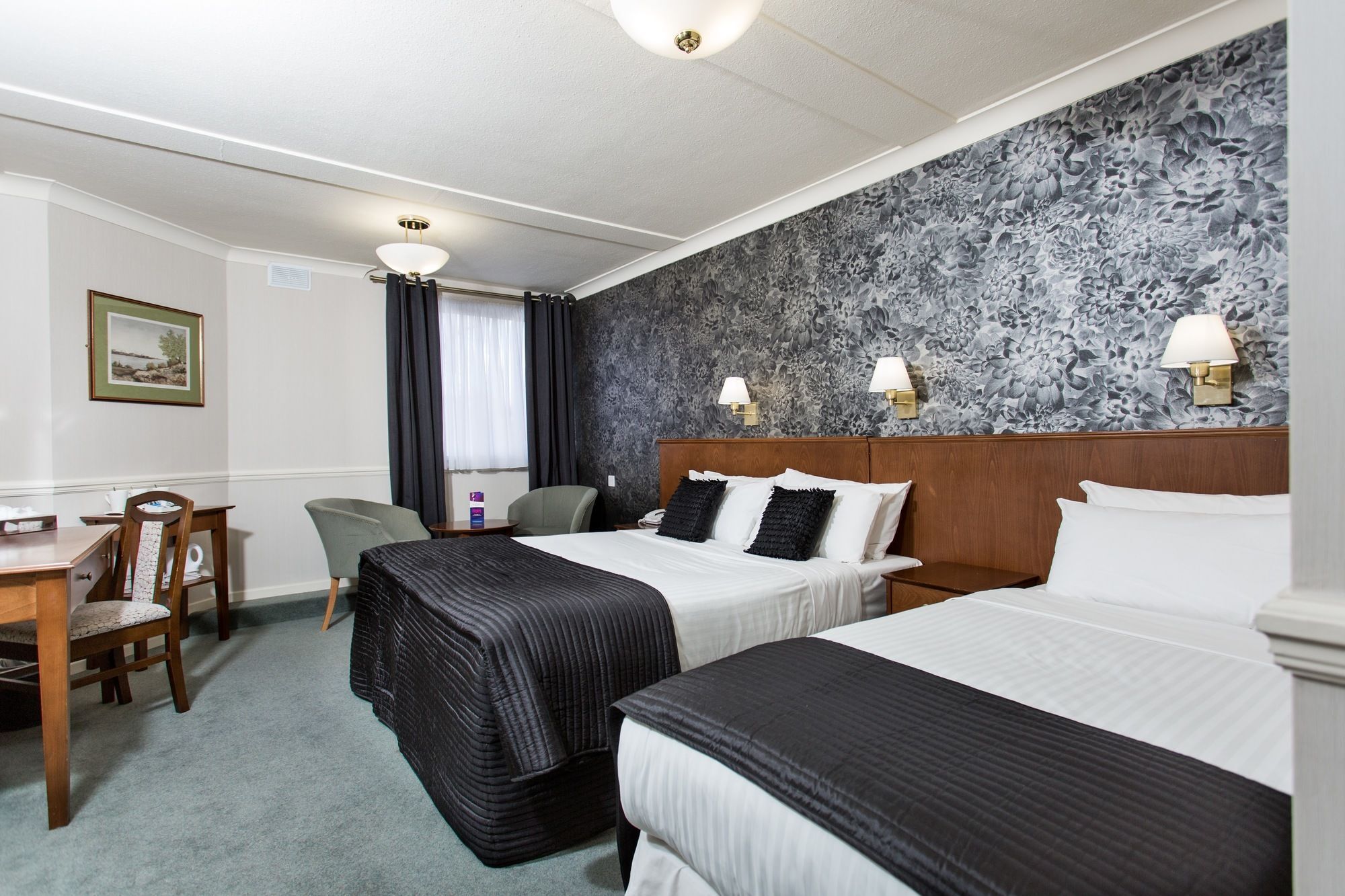 The Clarendon Hotel Blackheath Bagian luar foto