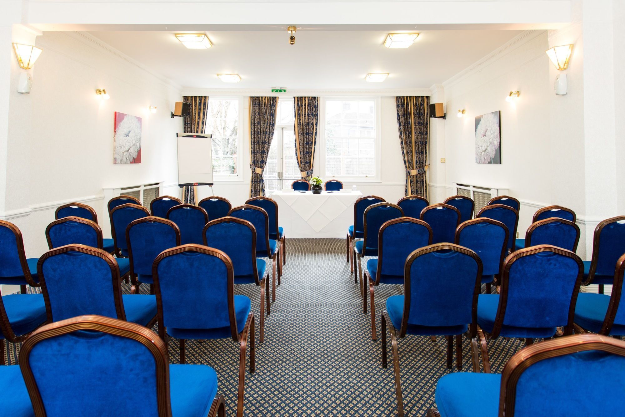 The Clarendon Hotel Blackheath Bagian luar foto