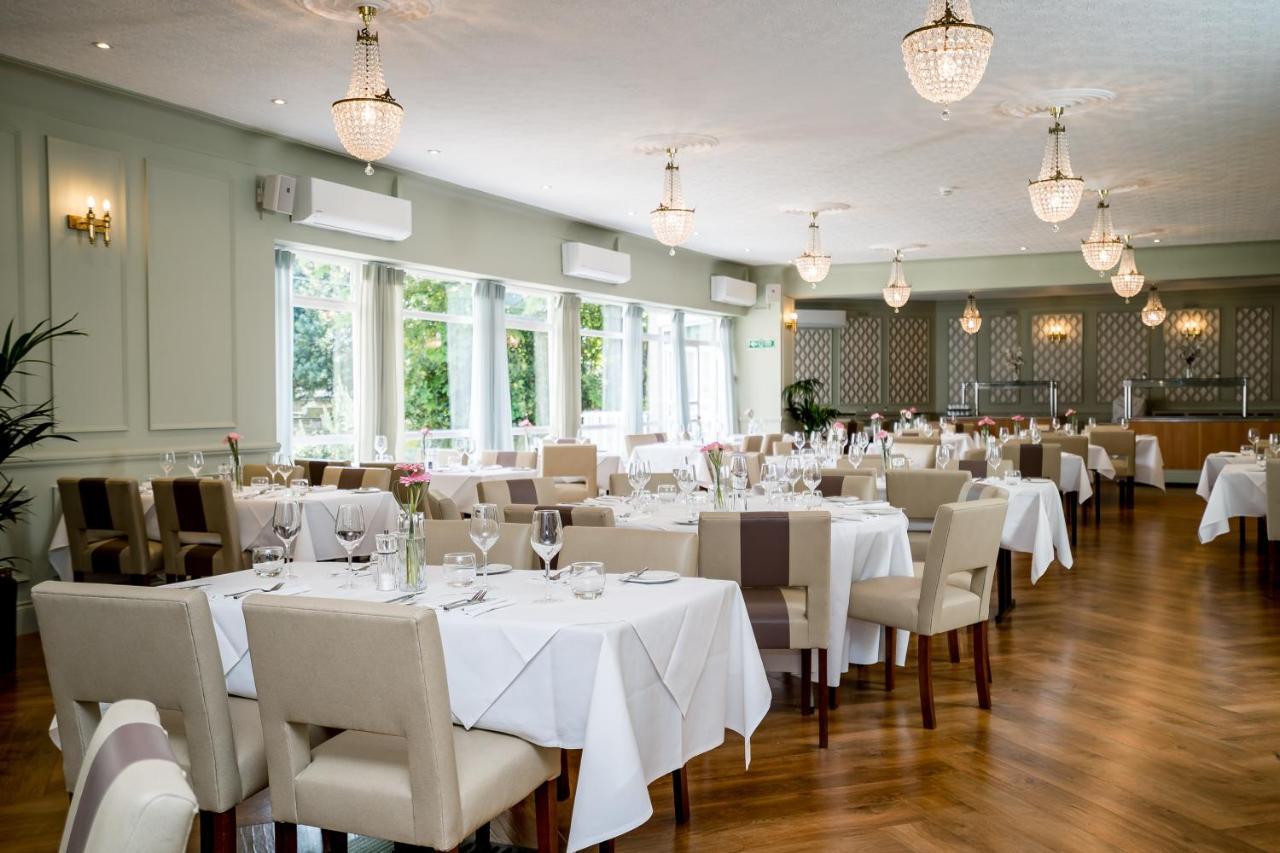 The Clarendon Hotel Blackheath Bagian luar foto